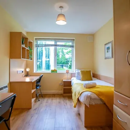 度假居 127 - Lovely 2 Bed With Parking *