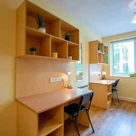 度假居 127 - Lovely 2 Bed With Parking *