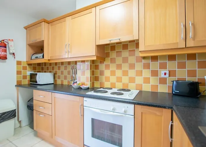 127 - Lovely 2 Bed With Parking Casa vacanze Galway